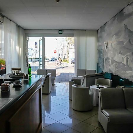 Hotel Venus Ρίμινι Εξωτερικό φωτογραφία